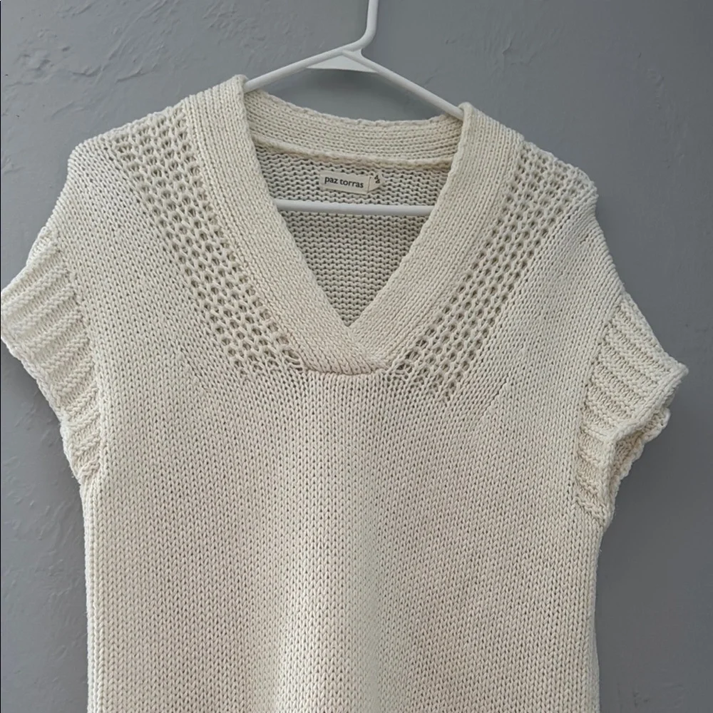 Paz torras V-Neck Textured Sweater92